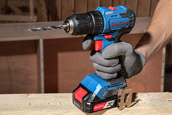Essential Tools: Cordless Hammer Drill